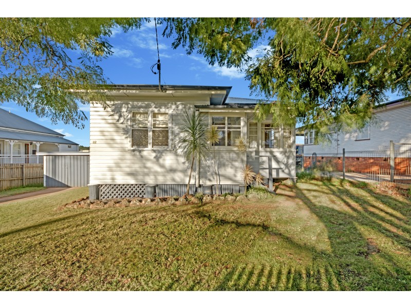 32 Ramsay Street, South Toowoomba QLD 4350