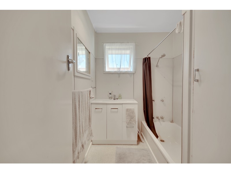 3 Cessna Street, Wilsonton QLD 4350