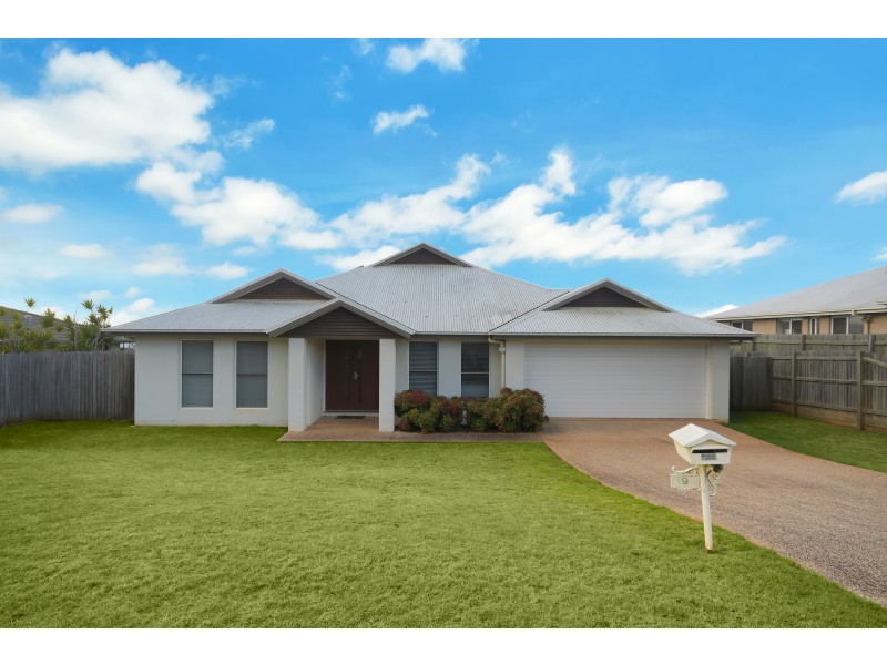 9 Saba Court, Middle Ridge QLD 4350