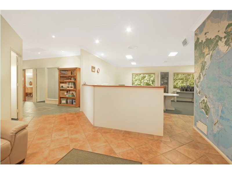14 Freighter Avenue, Wilsonton QLD 4350