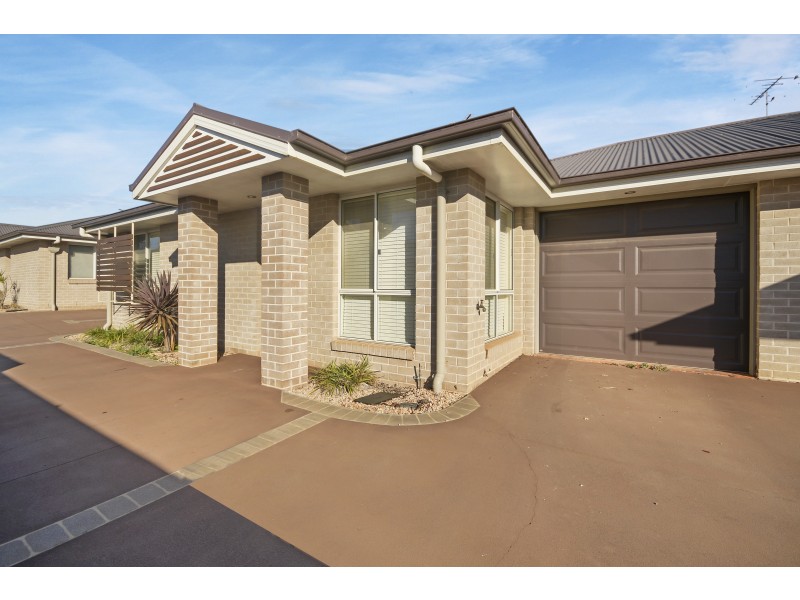 Unit 2/22 Gostwyck Street, Newtown QLD 4350