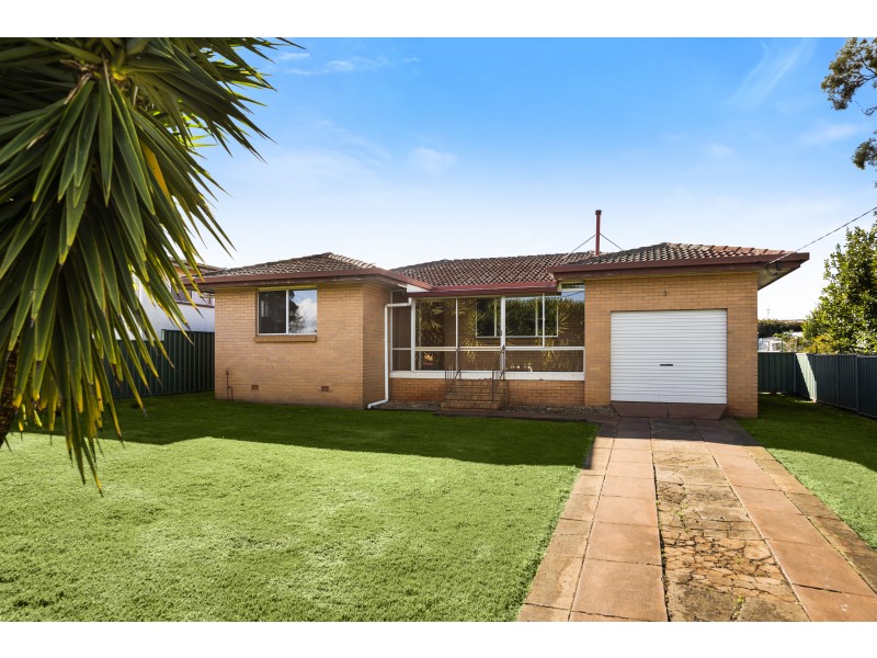 3 Cessna Street, Wilsonton QLD 4350