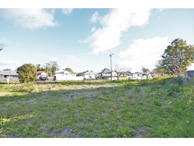 37 Mort Street, Newtown QLD 4350