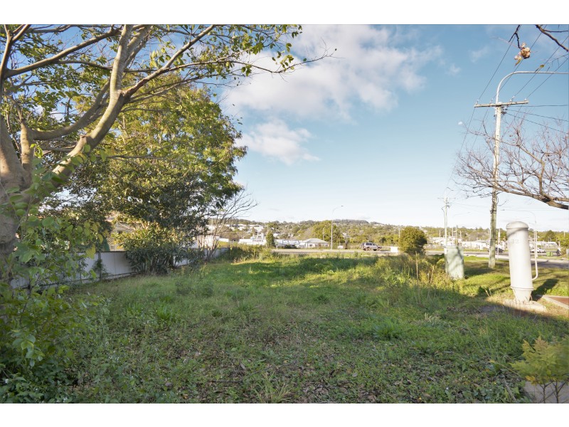 37 Mort Street, Newtown QLD 4350