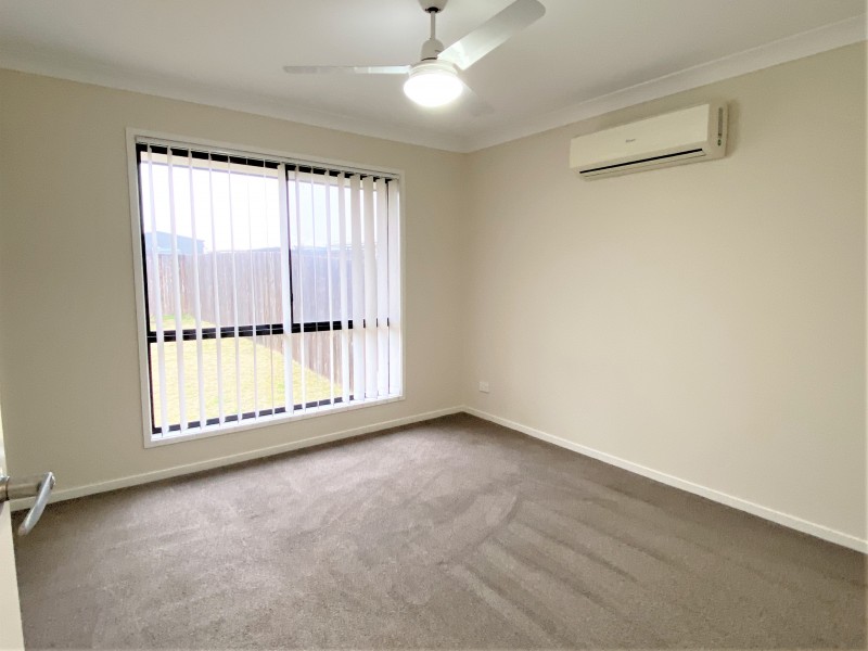 Unit 1/4 Wongalee Place, Cambooya QLD 4358