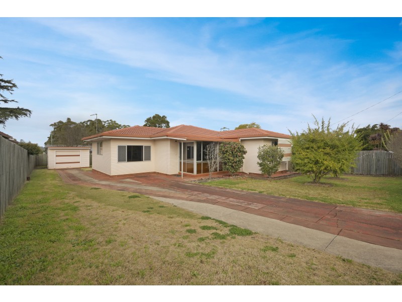 32 McCafferty Street, Wilsonton QLD 4350