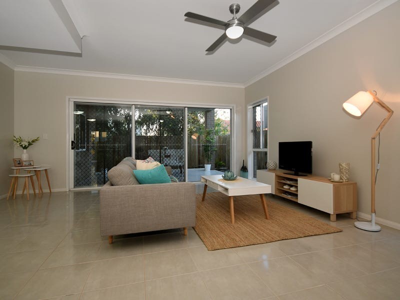 Unit 4/19 Crown Street, Rangeville QLD 4350