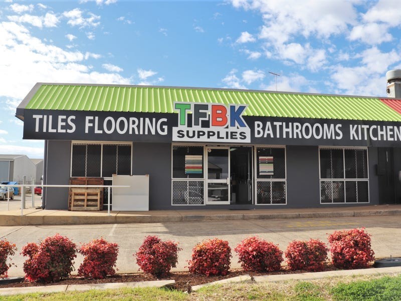 Shop 4/347 Taylor Street, Wilsonton QLD 4350