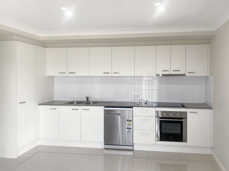 Unit 2/56 Magpie Drive, Cambooya QLD 4358