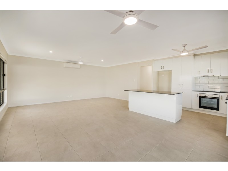 15 Gore Street, Cambooya QLD 4358