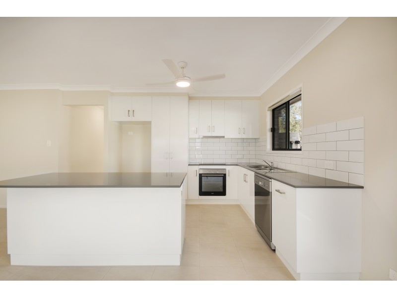 15 Gore Street, Cambooya QLD 4358