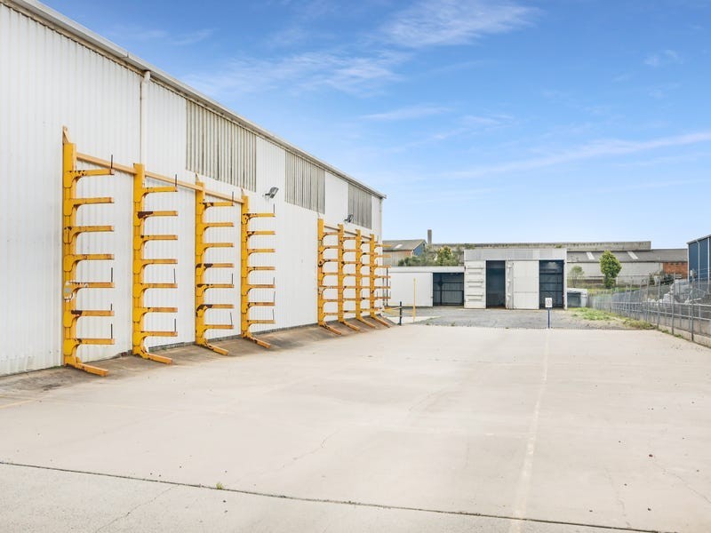 367 Taylor Street, Wilsonton QLD 4350
