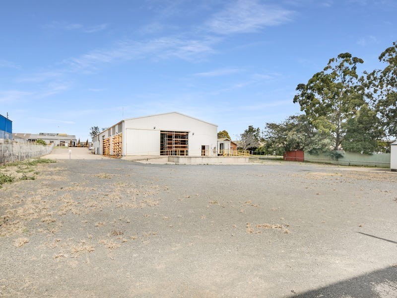 367 Taylor Street, Wilsonton QLD 4350