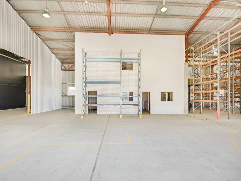 367 Taylor Street, Wilsonton QLD 4350