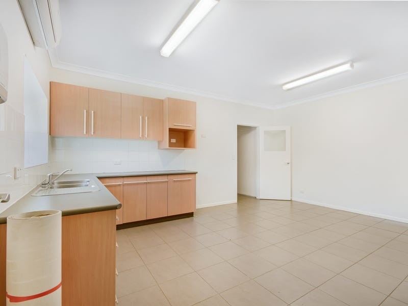 367 Taylor Street, Wilsonton QLD 4350