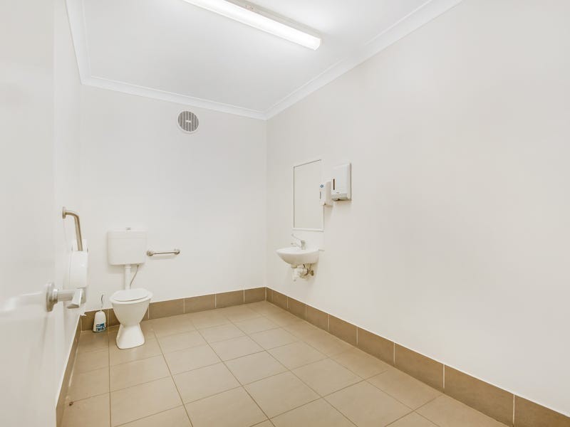 367 Taylor Street, Wilsonton QLD 4350