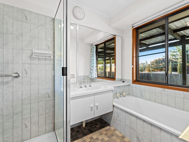 12 Melita Crescent, Wilsonton Heights QLD 4350