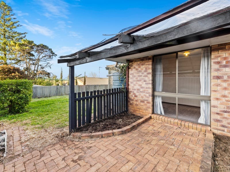 12 Melita Crescent, Wilsonton Heights QLD 4350