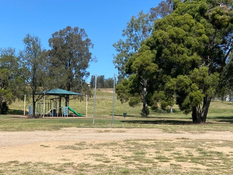 34 Rutherford Road, Withcott QLD 4352