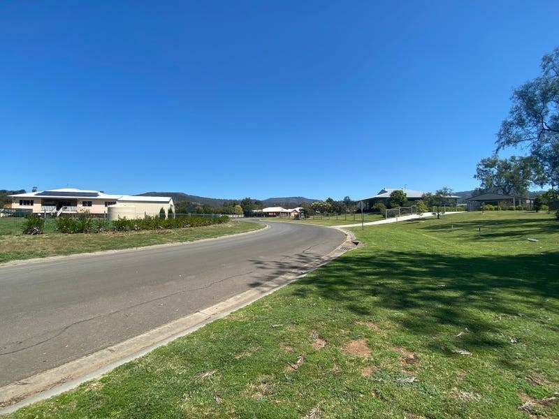 34 Rutherford Road, Withcott QLD 4352