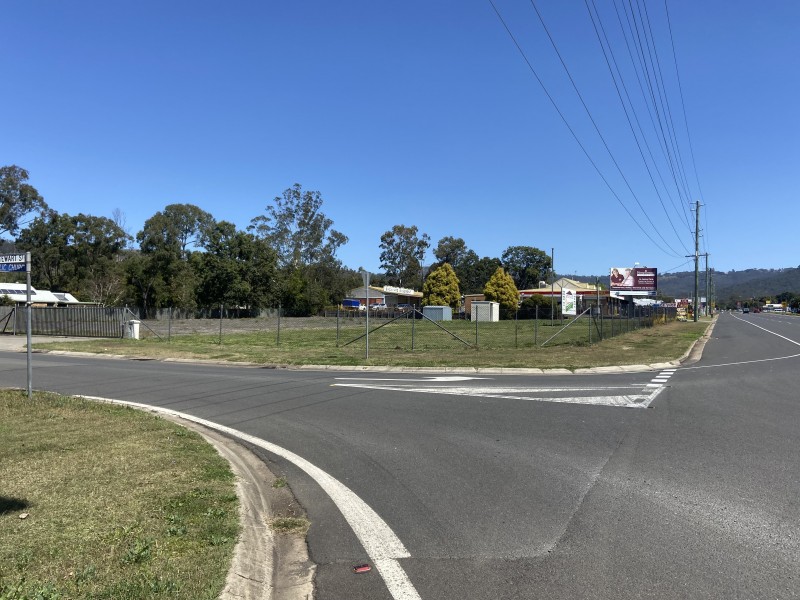 1-3 Stewart Street, Withcott QLD 4352