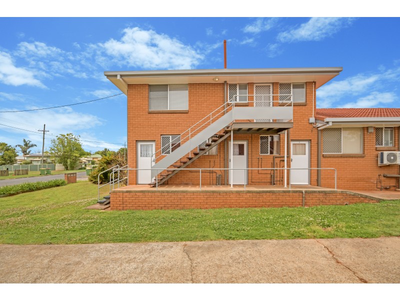 Unit 1/24 Grey Street, South Toowoomba QLD 4350