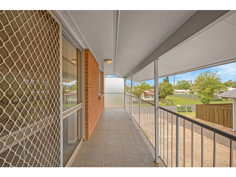 Unit 1/24 Grey Street, South Toowoomba QLD 4350