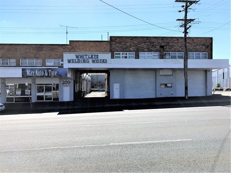 Shed 6 209 James Street, Toowoomba City QLD 4350