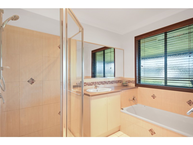 71 Oestreich Road, Wellcamp QLD 4350