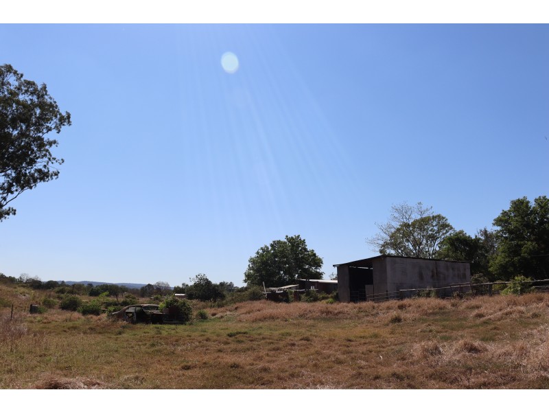 111 Murphys Creek Road, Postmans Ridge QLD 4352