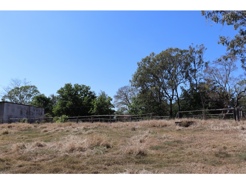 111 Murphys Creek Road, Postmans Ridge QLD 4352