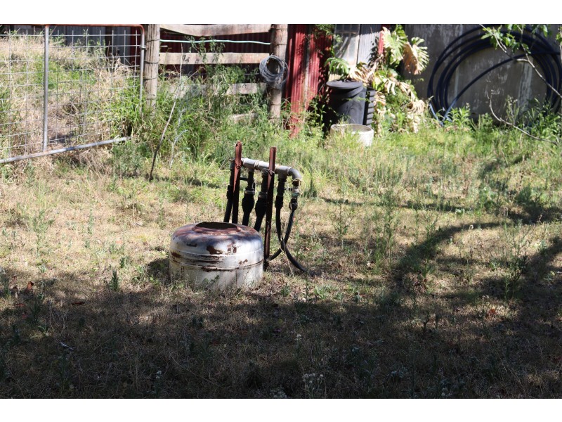 111 Murphys Creek Road, Postmans Ridge QLD 4352