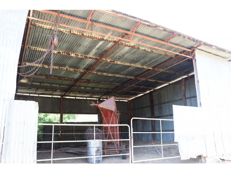 111 Murphys Creek Road, Postmans Ridge QLD 4352