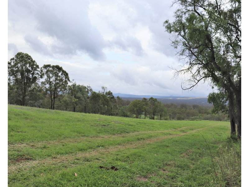 18 Twidales Road, Helidon Spa QLD 4344