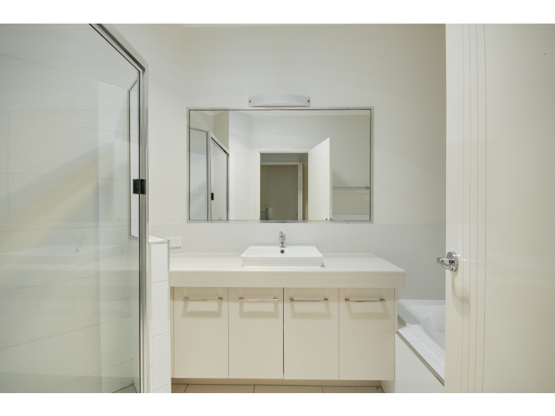 Unit 5/38 Victory Street, Newtown QLD 4350