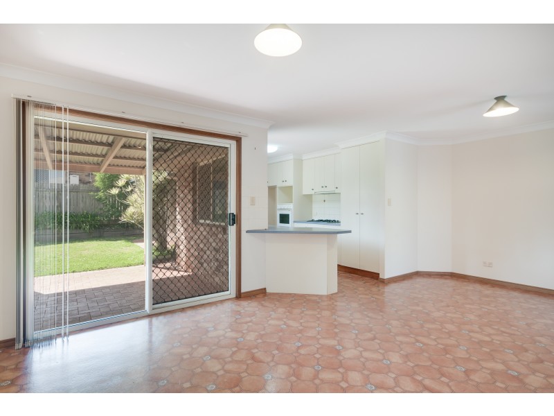 9 Stoneyhurst Court, Glenvale QLD 4350