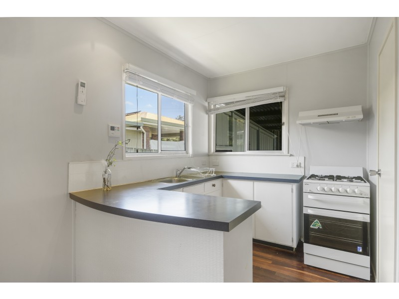 55 Jellicoe Street, Mount Lofty QLD 4350