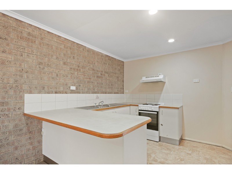 Unit 2/32 Stone Street, Wilsonton QLD 4350