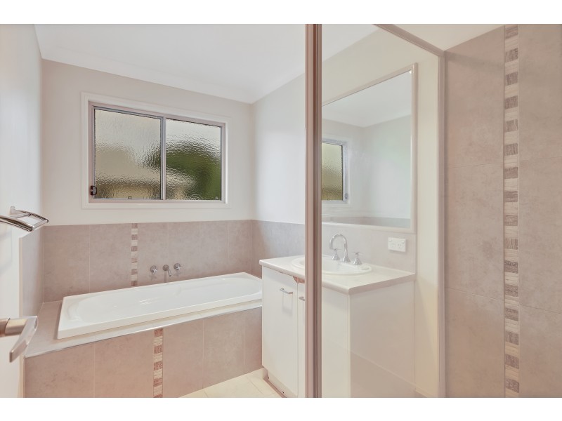 Unit 5/16 Anzac Avenue, Newtown QLD 4350