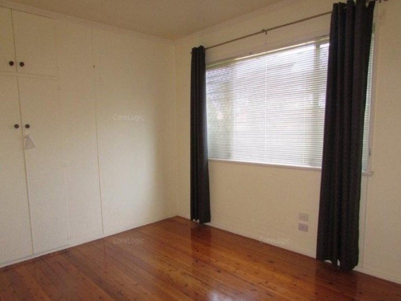 12 McNamara Street, Centenary Heights QLD 4350