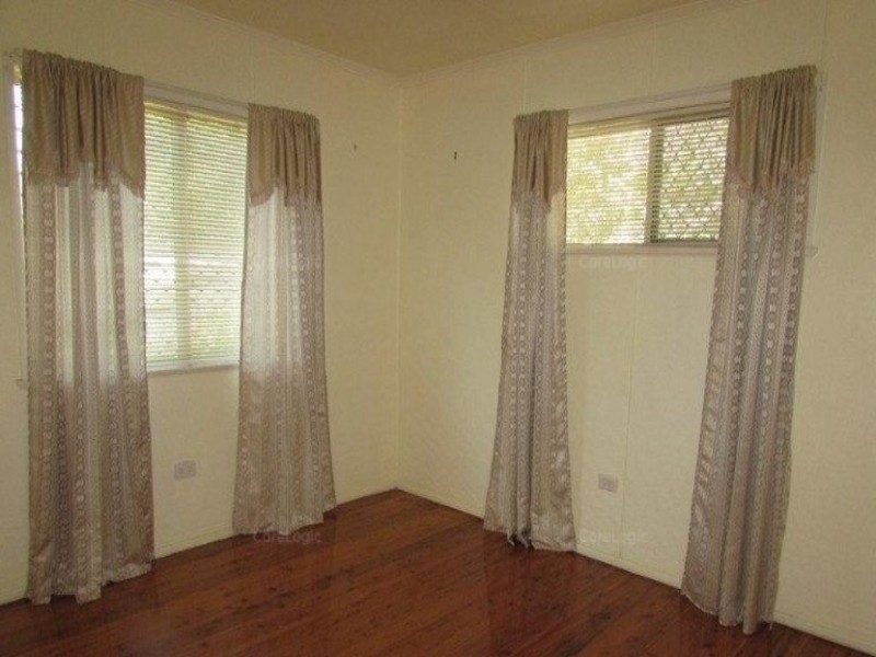 12 McNamara Street, Centenary Heights QLD 4350