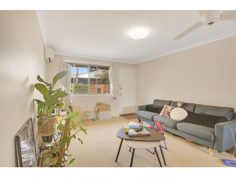 2/257 North Street, Wilsonton Heights QLD 4350