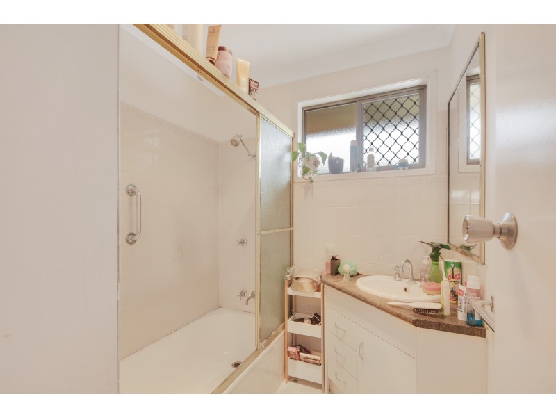 2/257 North Street, Wilsonton Heights QLD 4350