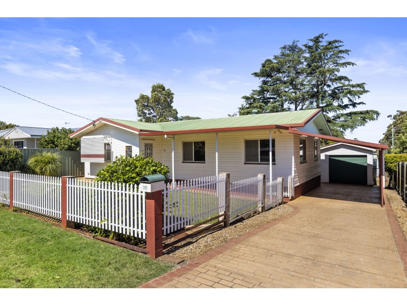 30 McCafferty Street, Wilsonton QLD 4350
