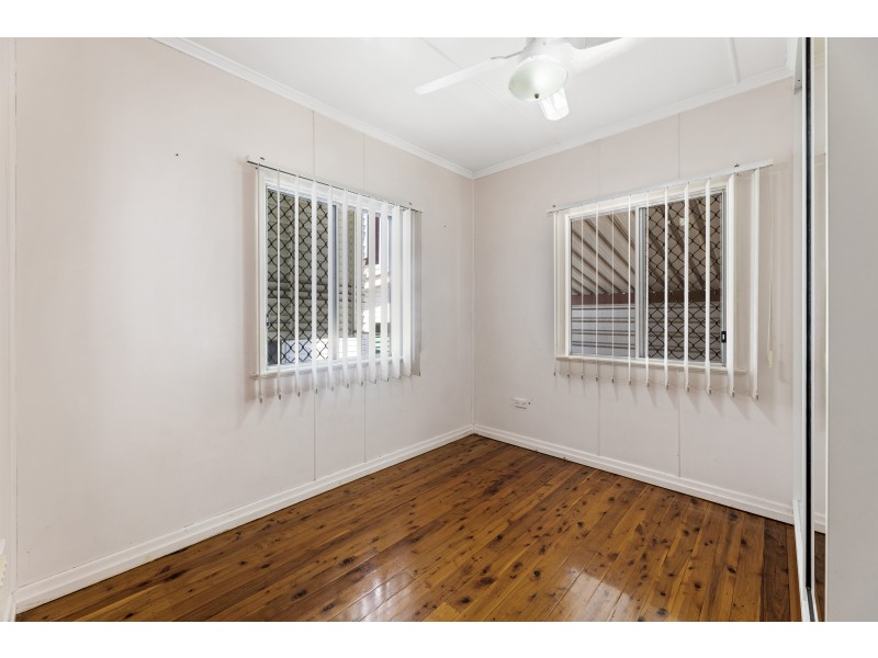 30 McCafferty Street, Wilsonton QLD 4350