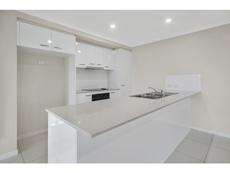 22 Weebah Place, Cambooya QLD 4358