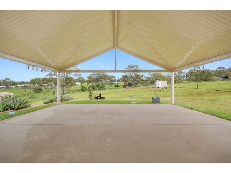 20 Settlers Drive, Gowrie Junction QLD 4352