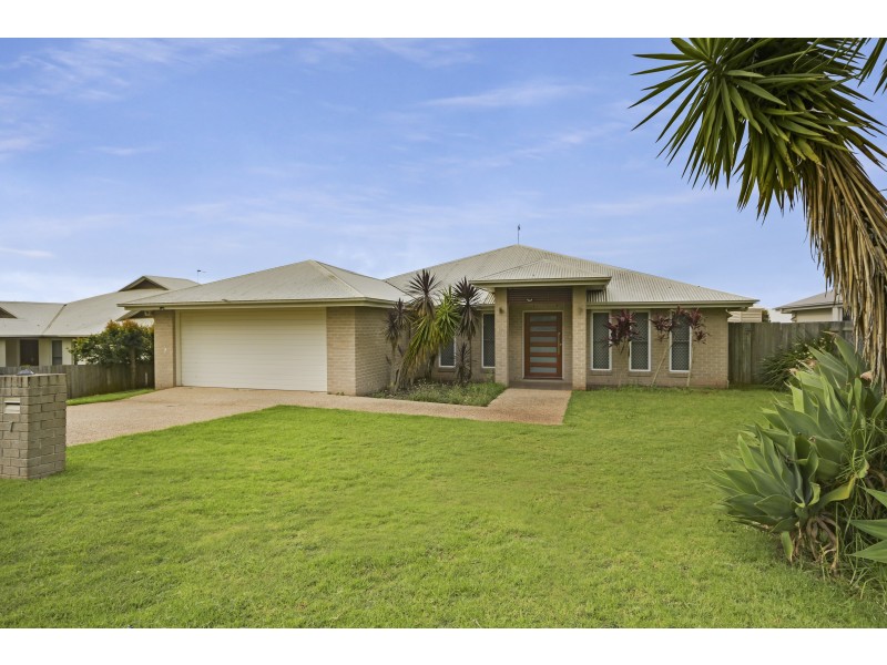 7 Saba Court, Middle Ridge QLD 4350