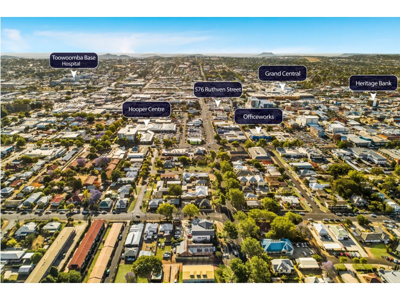 Rear Shed/576  Ruthven Street, Toowoomba City QLD 4350