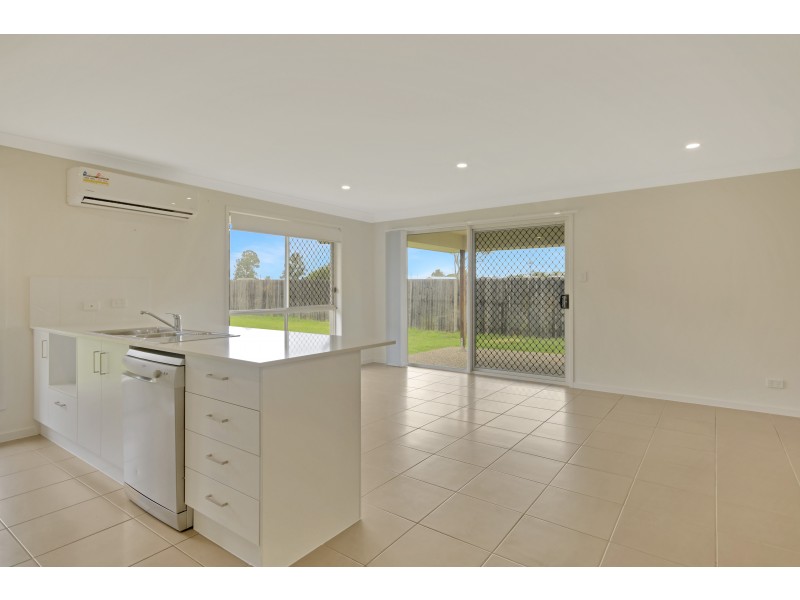 10 Templeton Court, Westbrook QLD 4350